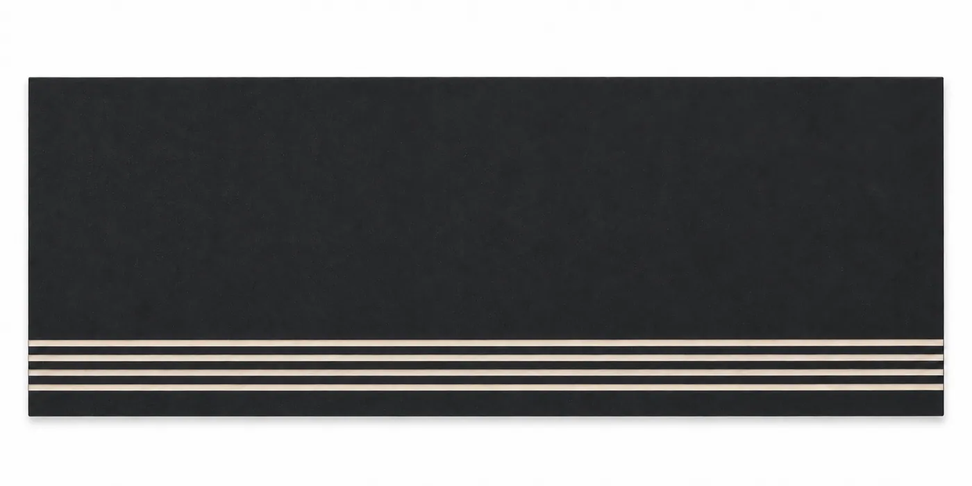 Stepnosing Set Obsidian Black, motif Hitam Polos, ukuran 30 x 60 cm